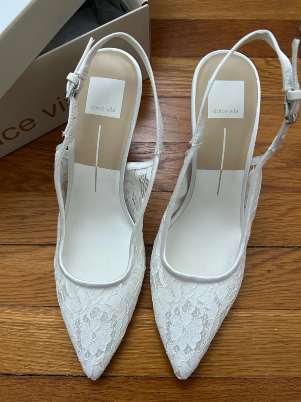 Elegant White Lace Slingback Pump — Yasmi Lace Slingback Dolce Vita